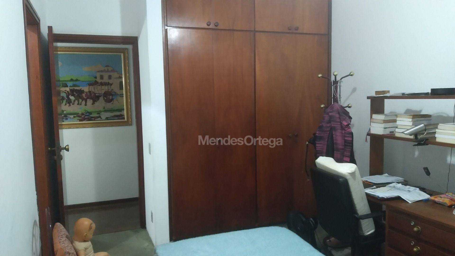 Casa de Condomínio à venda com 4 quartos, 325m² - Foto 17