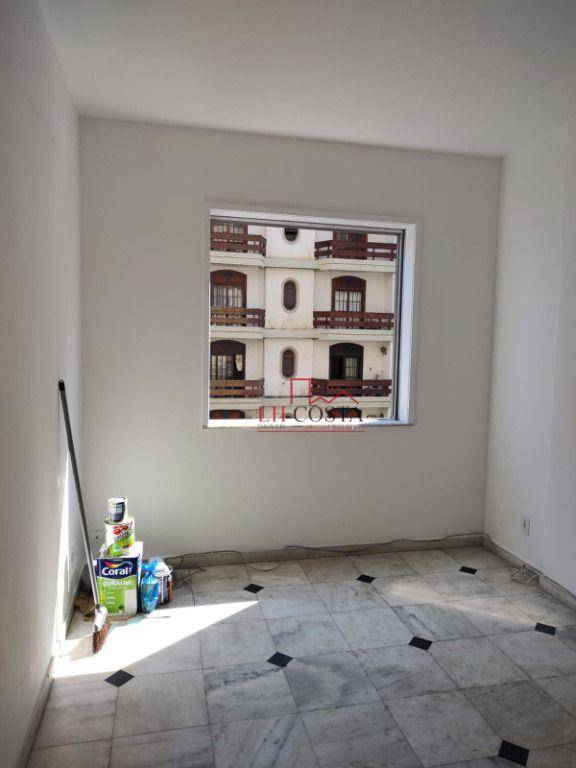 Apartamento à venda com 1 quarto, 40m² - Foto 3