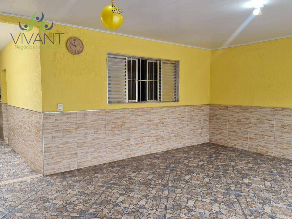 Casa à venda com 2 quartos, 120m² - Foto 3