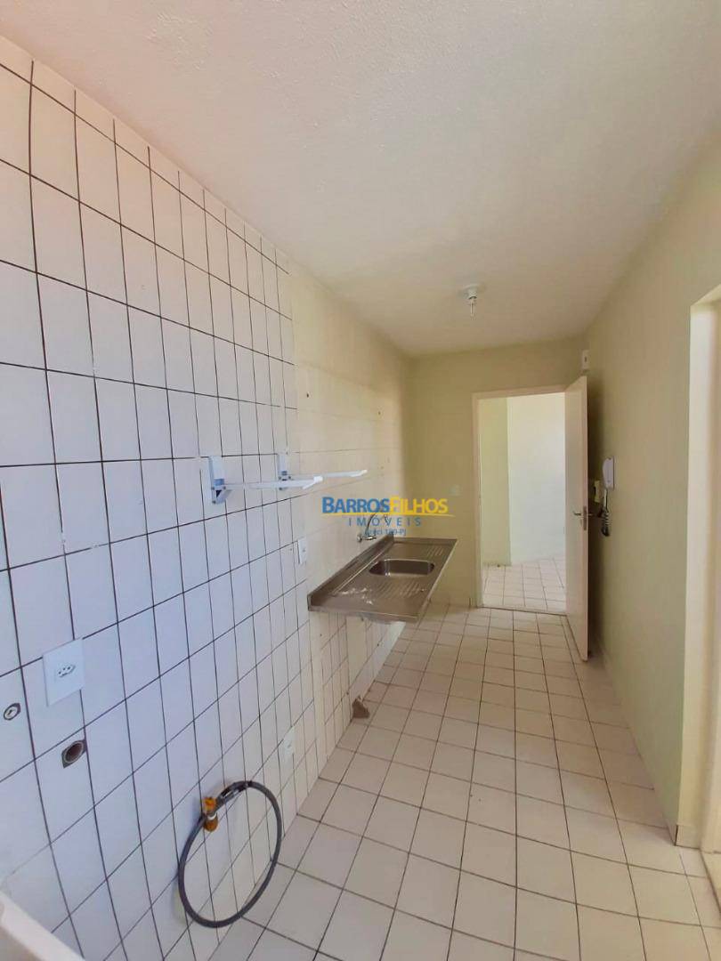 Apartamento para alugar com 2 quartos, 70m² - Foto 16