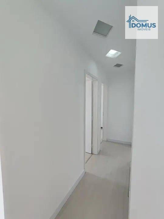 Apartamento à venda com 3 quartos, 61m² - Foto 2