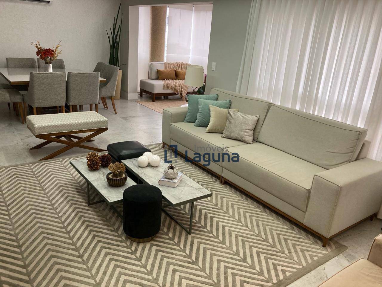 Apartamento à venda com 4 quartos, 205m² - Foto 24