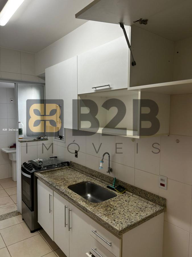 Apartamento à venda com 3 quartos, 85m² - Foto 4