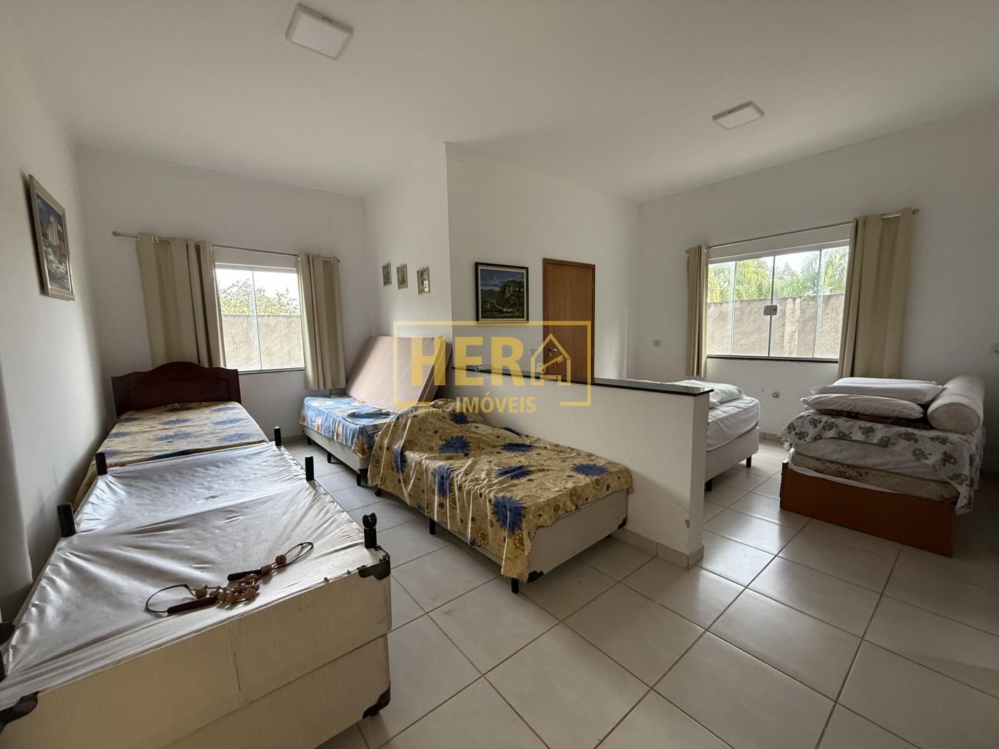 Chácara à venda com 7 quartos, 2120m² - Foto 28