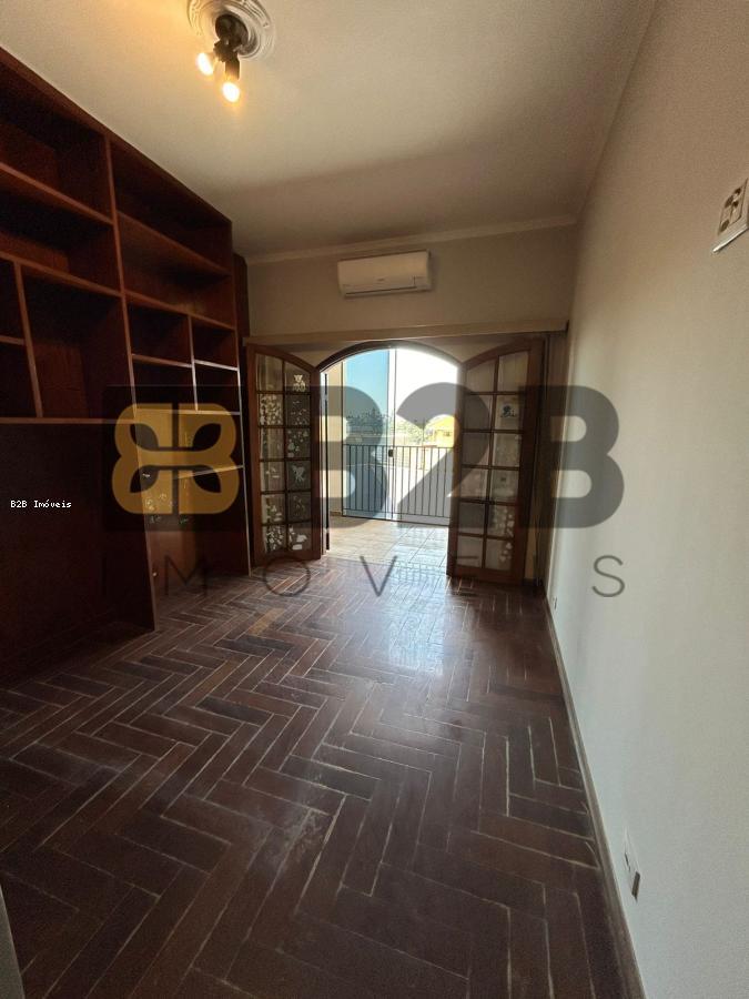 Casa à venda com 5 quartos, 400m² - Foto 5