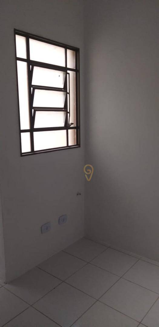 Apartamento à venda com 2 quartos, 46m² - Foto 2