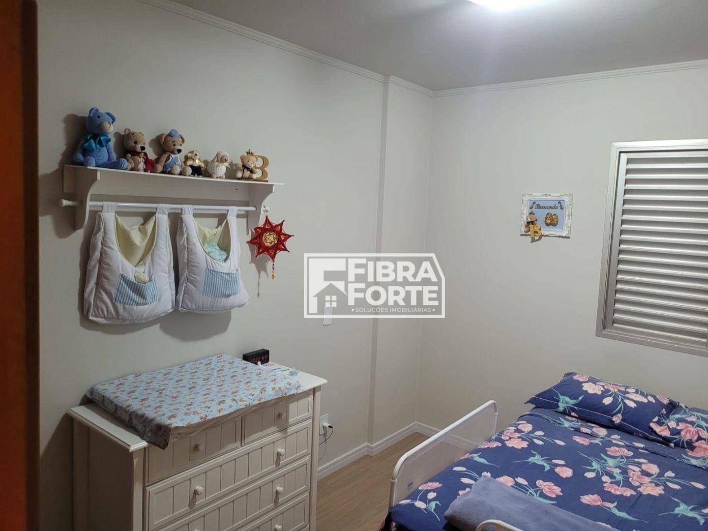 Apartamento à venda com 3 quartos, 85m² - Foto 12