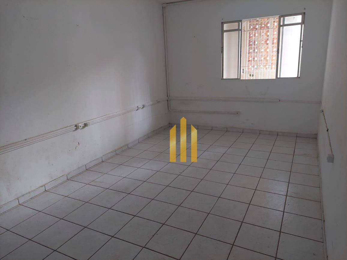 Casa à venda com 1 quarto, 320m² - Foto 12