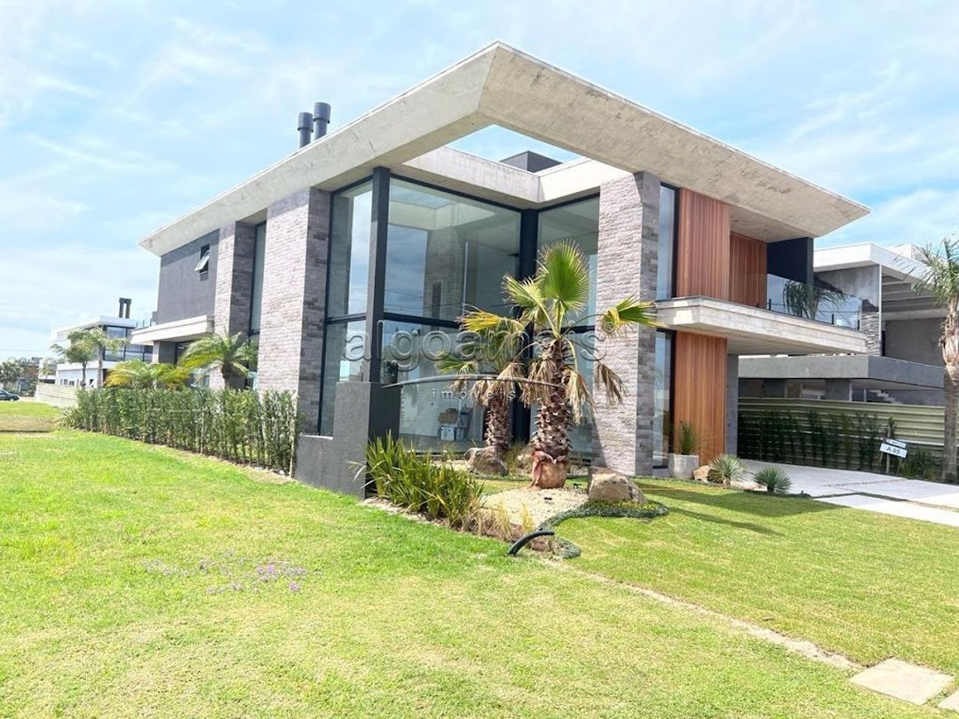 Casa de Condomínio à venda com 5 quartos, 436m² - Foto 2