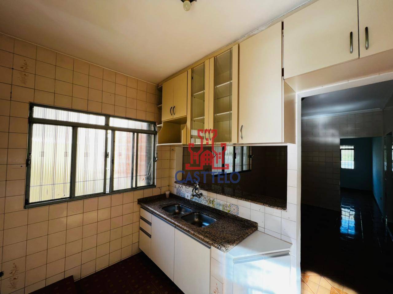 Casa à venda com 5 quartos, 110m² - Foto 13