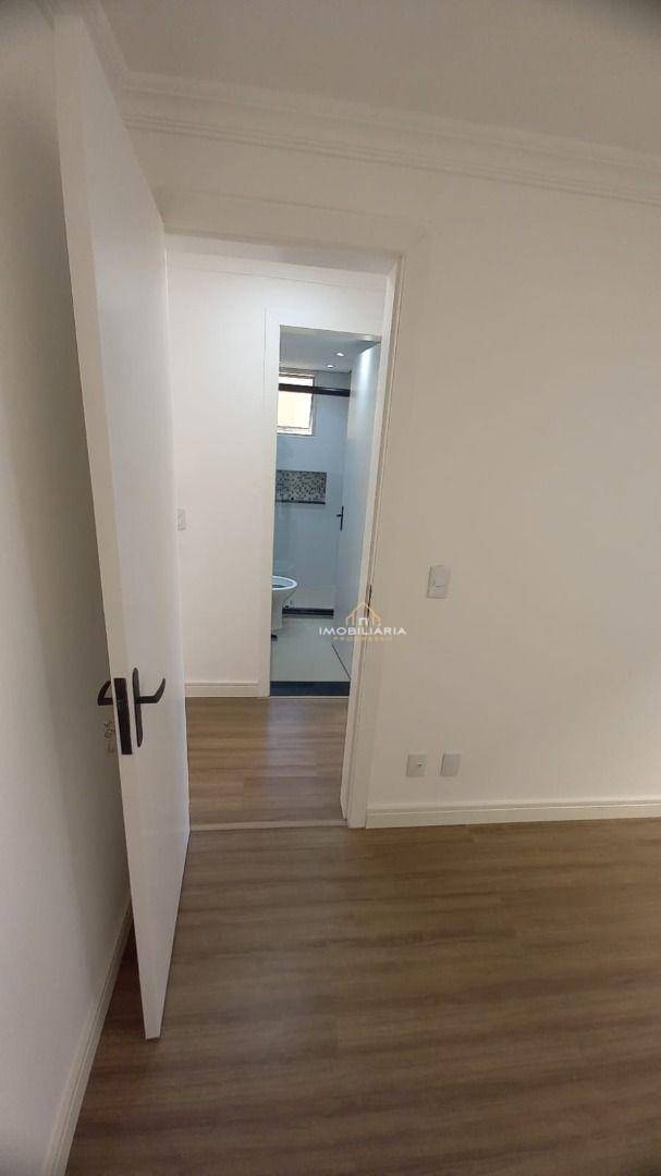 Apartamento à venda com 2 quartos, 42m² - Foto 12