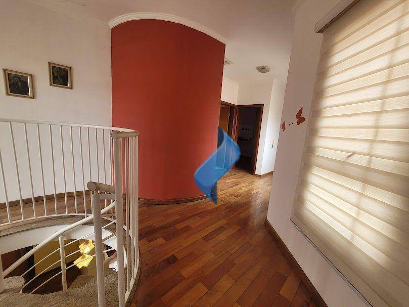 Casa à venda e aluguel com 3 quartos, 277m² - Foto 22