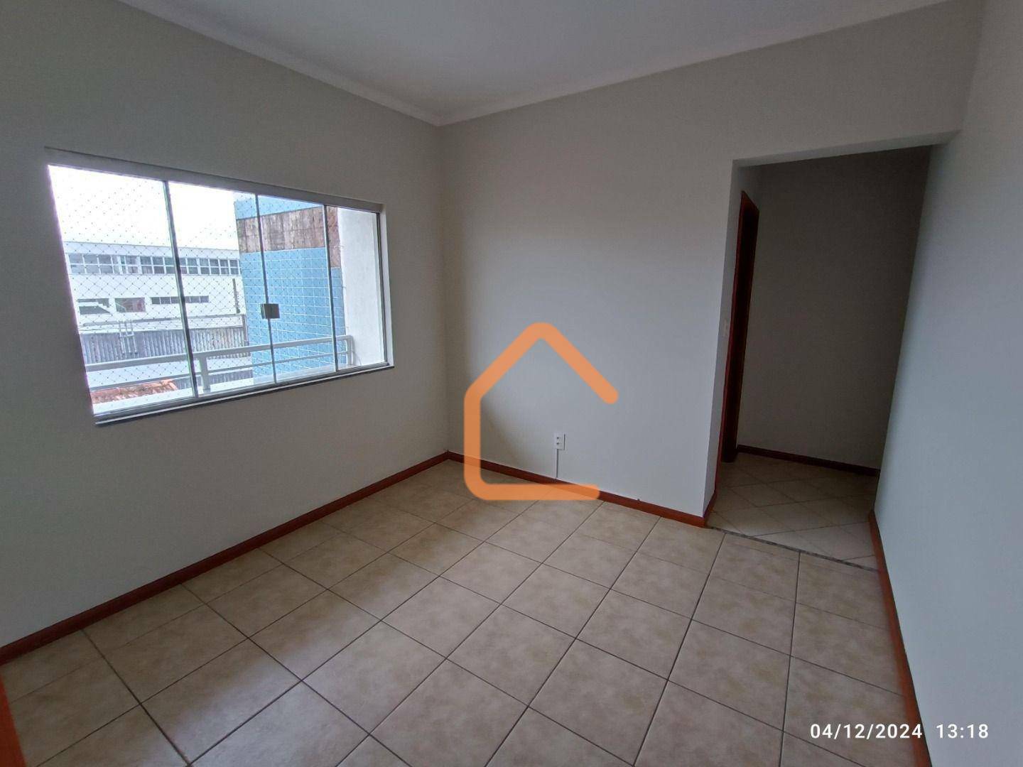 Apartamento à venda com 3 quartos, 150m² - Foto 5