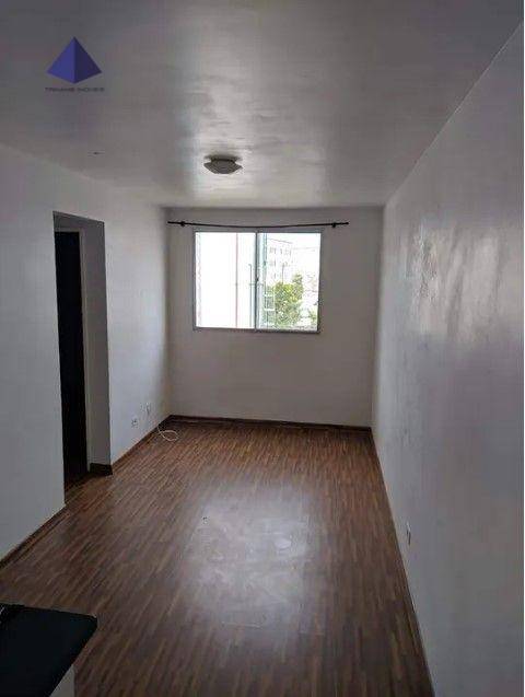 Apartamento à venda com 2 quartos, 45m² - Foto 2