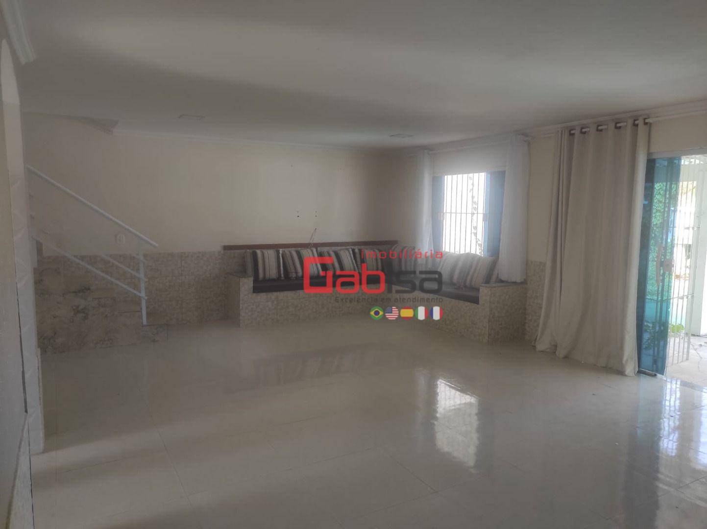 Casa à venda com 3 quartos, 250m² - Foto 4