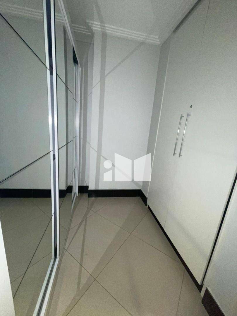 Apartamento para alugar com 2 quartos, 70m² - Foto 10