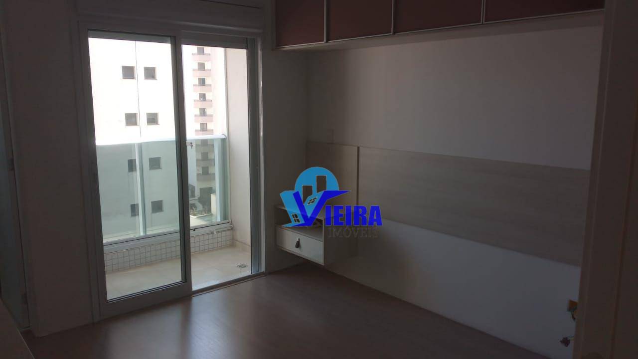 Apartamento à venda com 3 quartos, 95m² - Foto 2