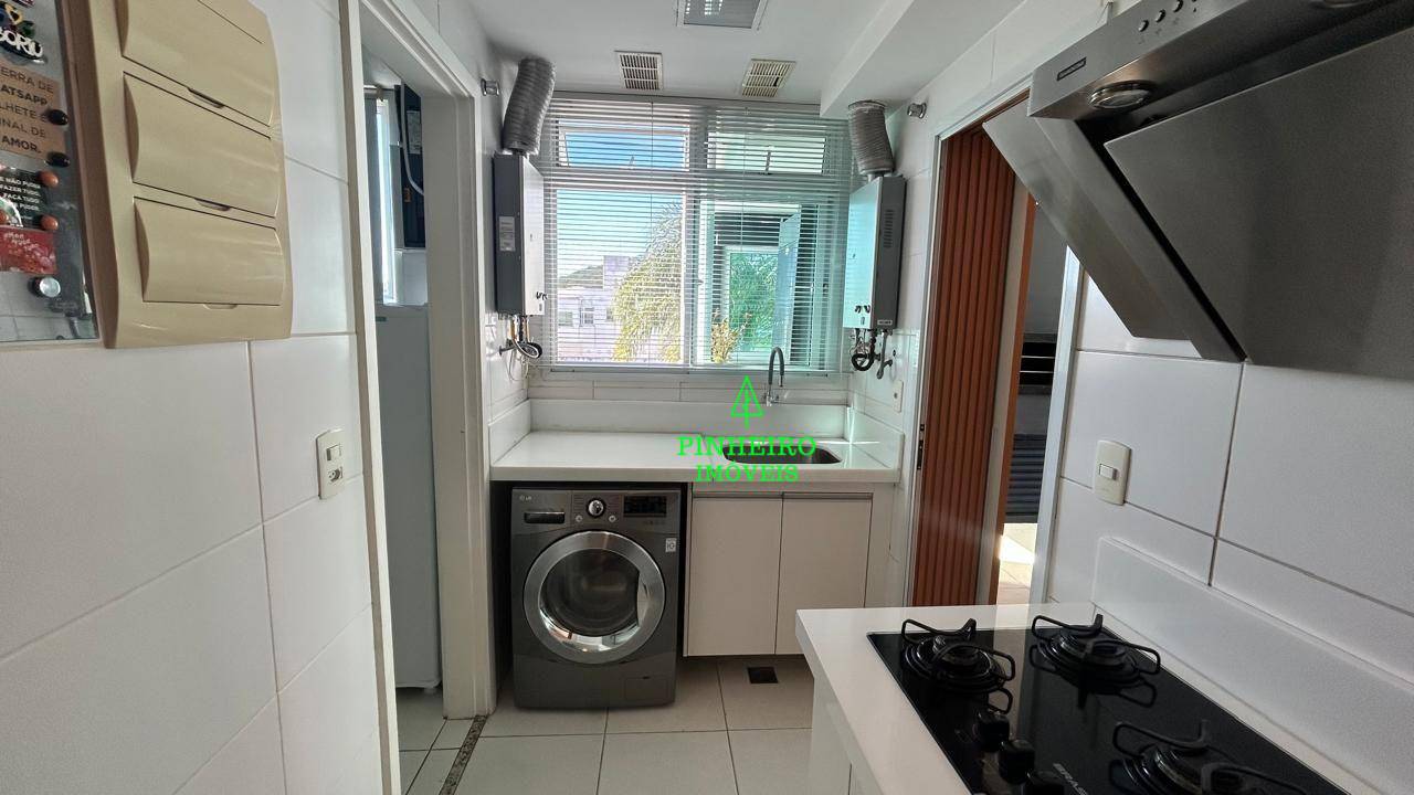 Cobertura, 3 quartos, 196 m² - Foto 5