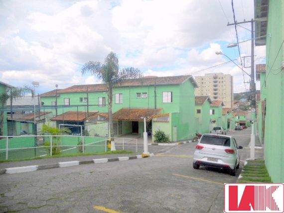 Sobrado à venda com 2 quartos, 67m² - Foto 1