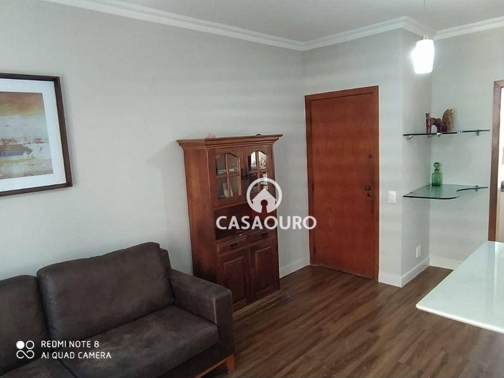 Apartamento à venda com 3 quartos, 90m² - Foto 2