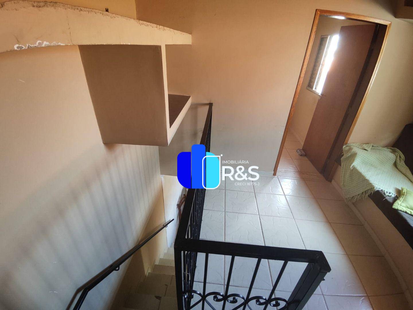 Casa à venda com 5 quartos, 280m² - Foto 17