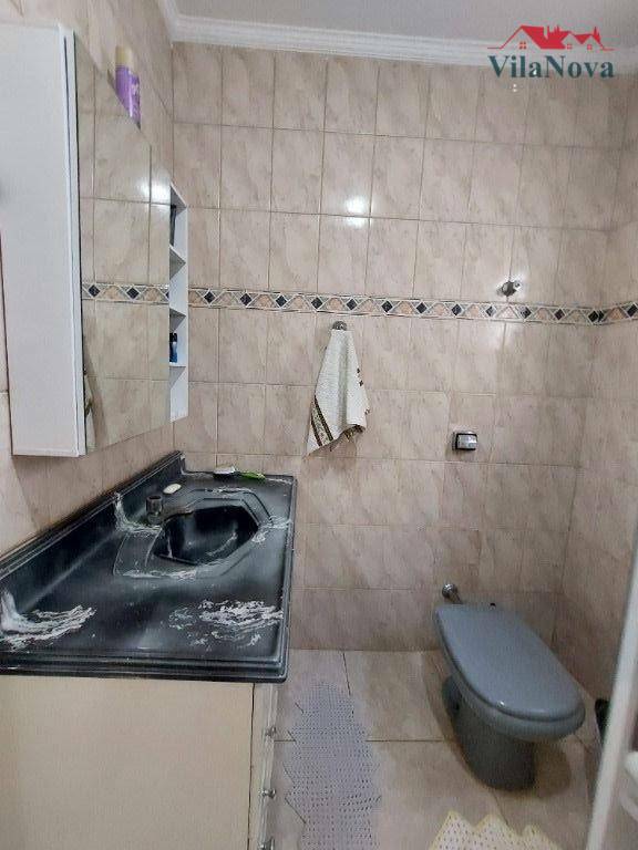 Casa à venda com 3 quartos, 199m² - Foto 16