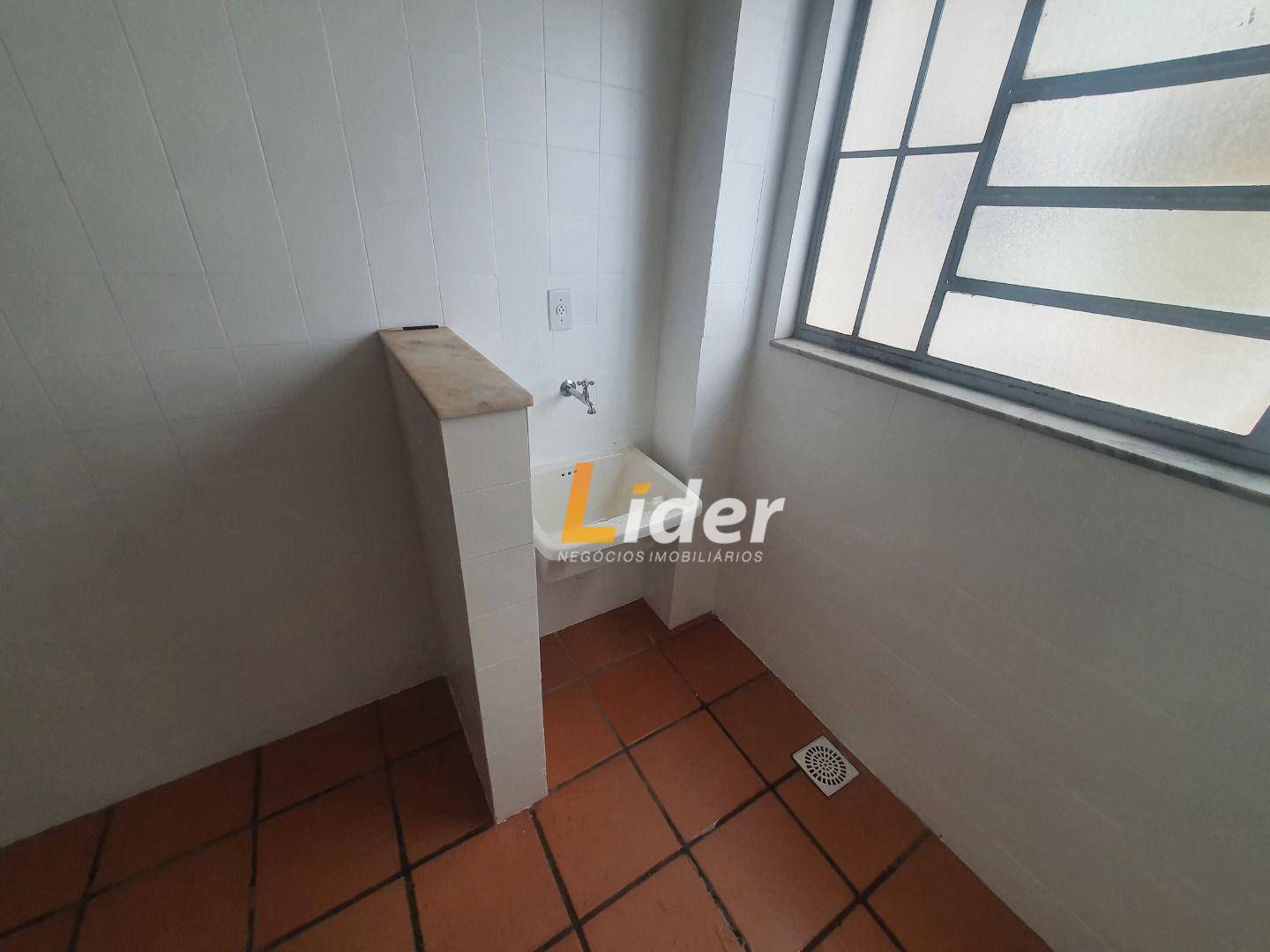 Apartamento para alugar com 1 quarto, 45m² - Foto 10