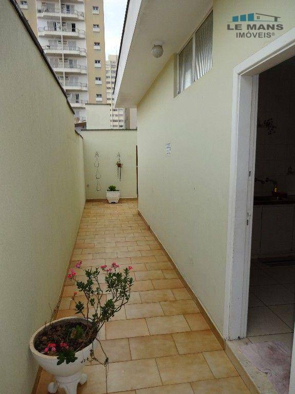 Casa à venda com 3 quartos, 277m² - Foto 23