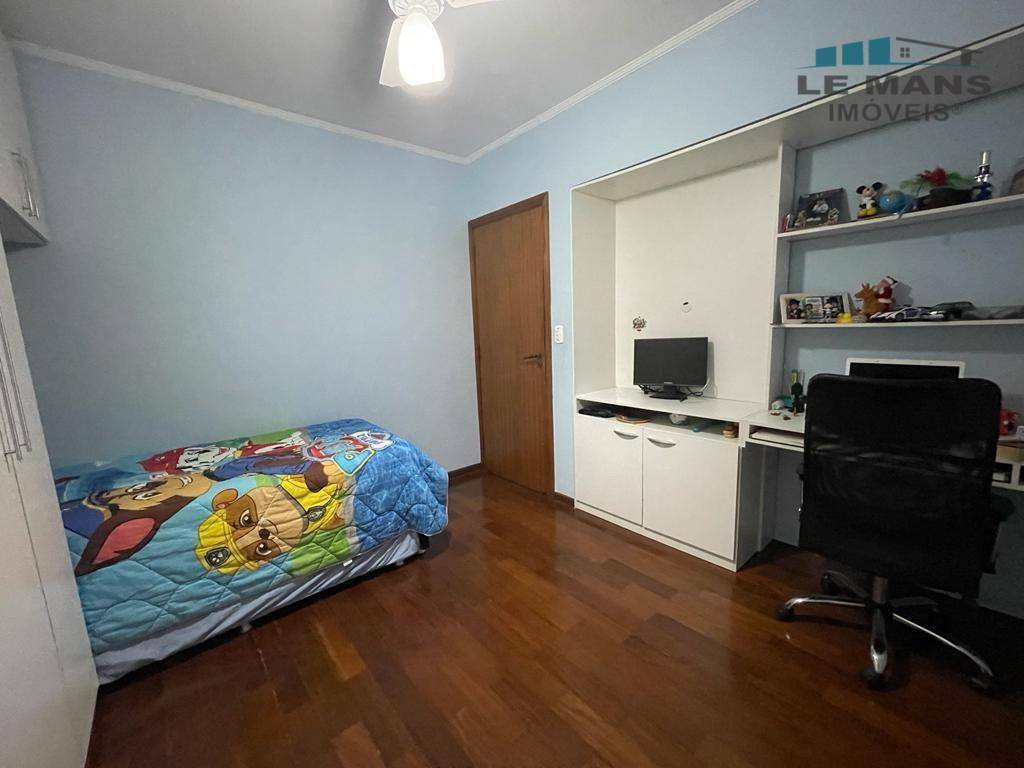 Apartamento à venda com 3 quartos, 138m² - Foto 9