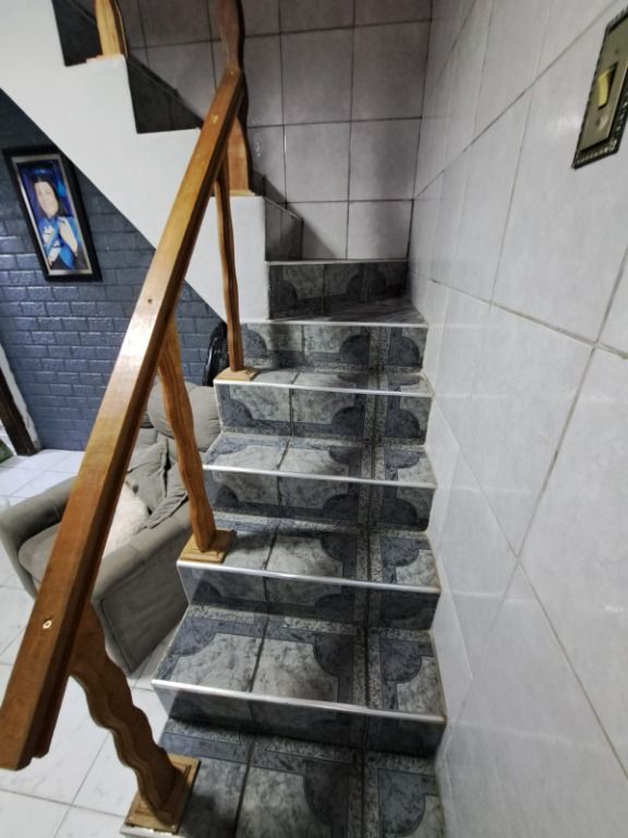 Sobrado à venda com 2 quartos, 120m² - Foto 3