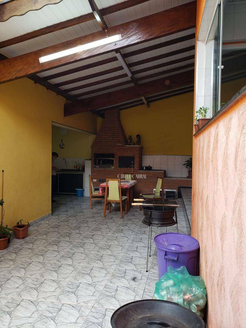 Casa à venda com 3 quartos, 183m² - Foto 15