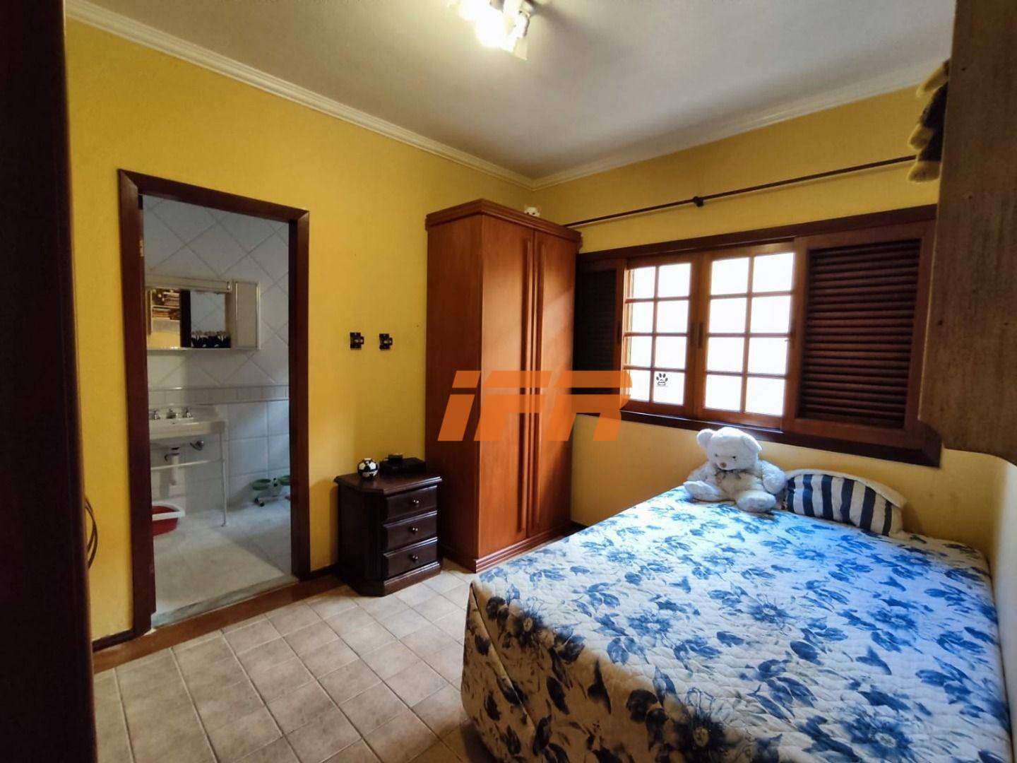 Sobrado à venda com 4 quartos, 300m² - Foto 46