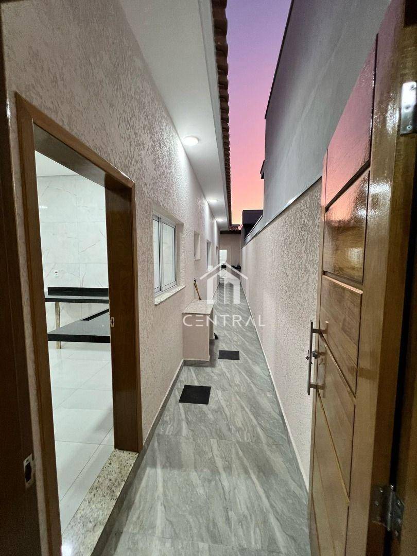 Casa, 3 quartos, 121 m² - Foto 2