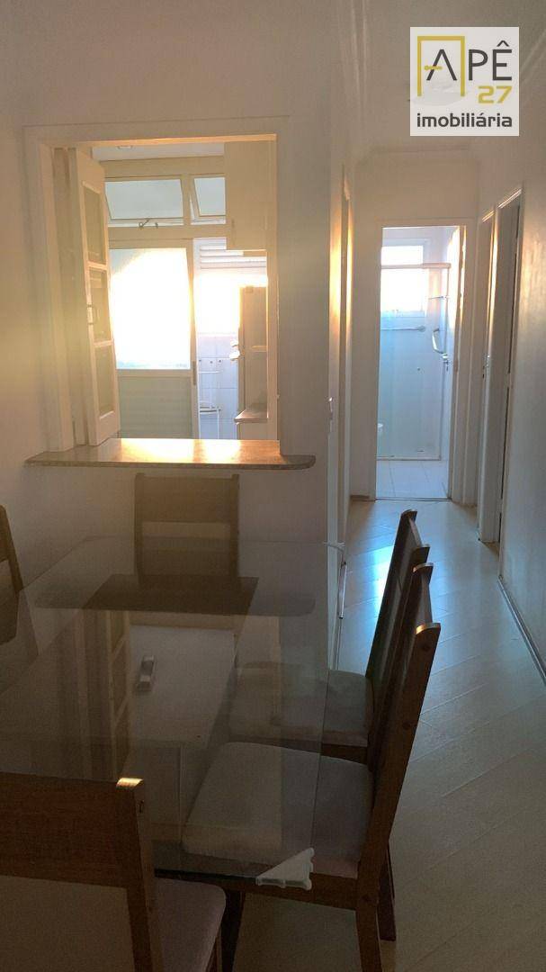 Apartamento à venda com 2 quartos, 56m² - Foto 3