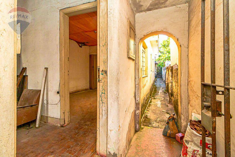 Casa à venda com 4 quartos, 196m² - Foto 3