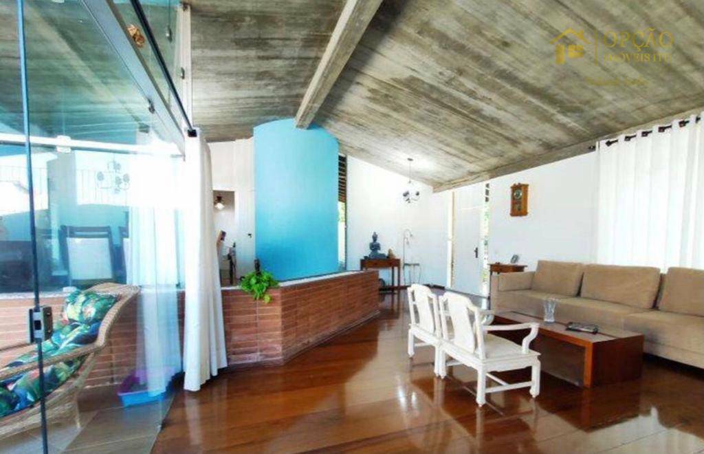 Casa à venda com 6 quartos, 520m² - Foto 4