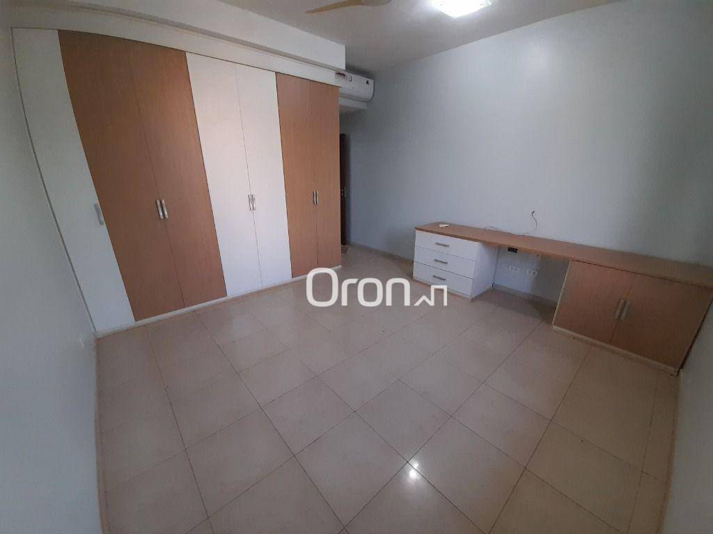 Sobrado à venda com 3 quartos, 440m² - Foto 18