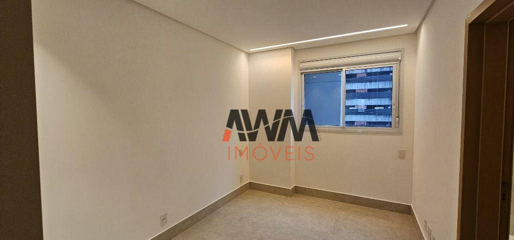 Apartamento à venda com 4 quartos, 227m² - Foto 11