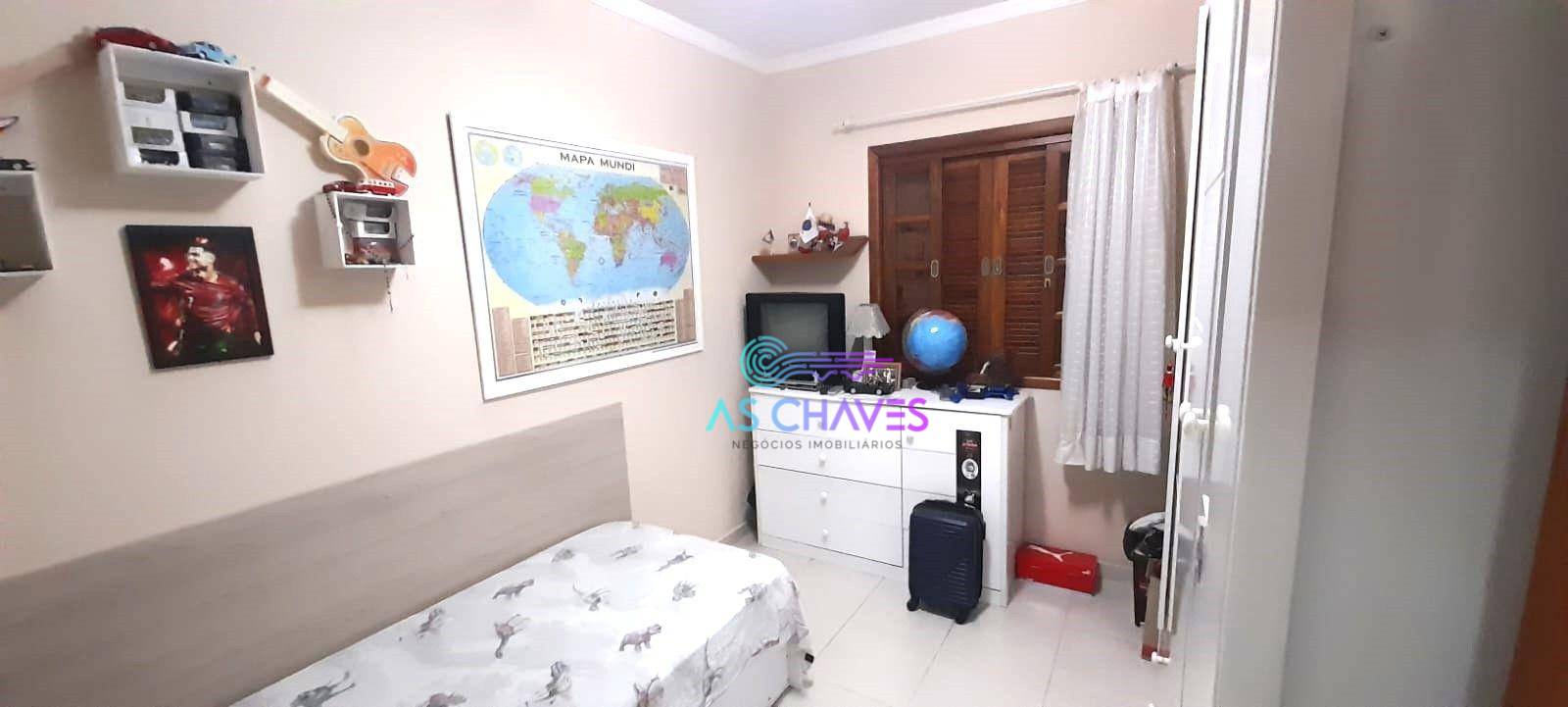 Casa à venda com 3 quartos, 137m² - Foto 8
