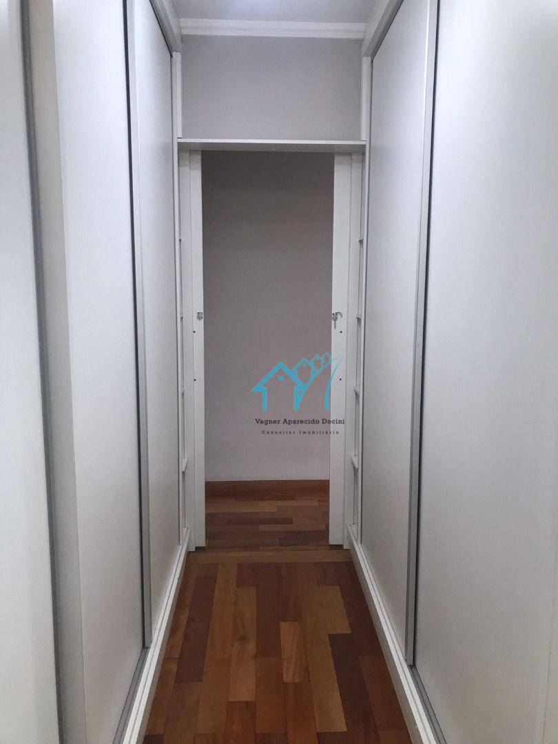 Sobrado à venda com 4 quartos, 248M2 - Foto 23