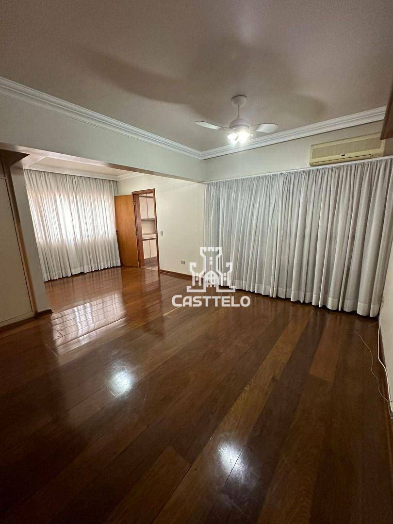 Apartamento à venda com 3 quartos, 226m² - Foto 1