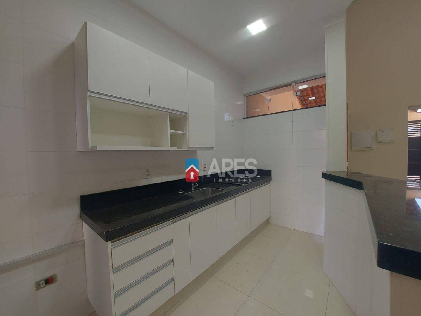 Casa à venda com 3 quartos, 119m² - Foto 5