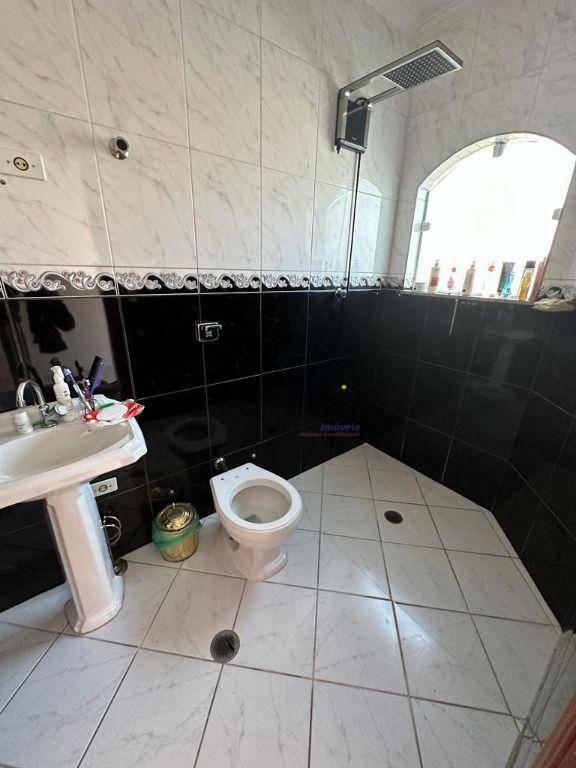 Sobrado à venda com 3 quartos, 200m² - Foto 27