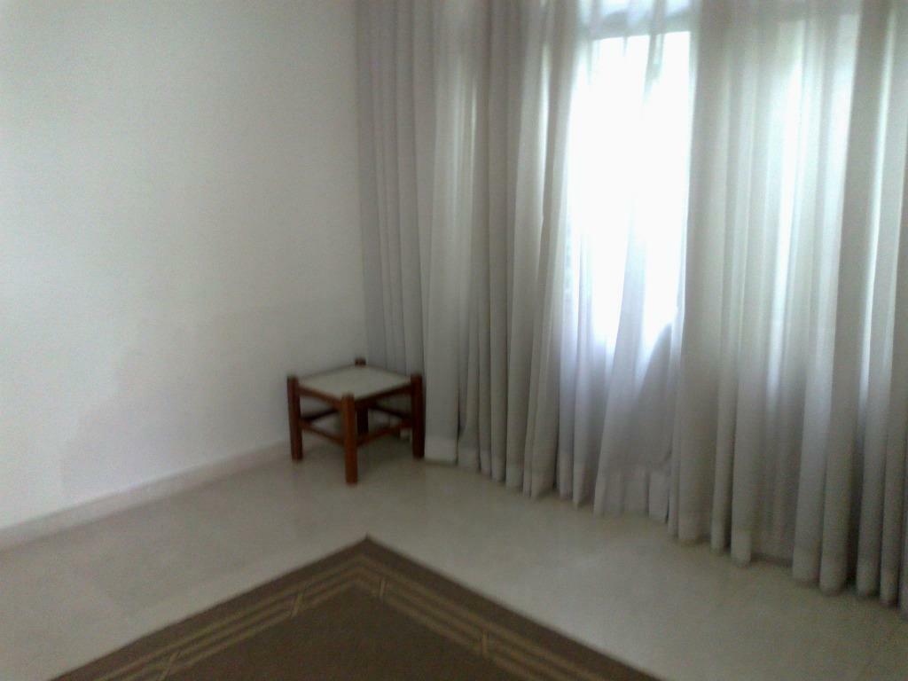 Sobrado à venda com 4 quartos, 300m² - Foto 3