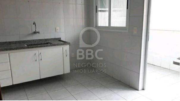 Apartamento à venda com 2 quartos, 84m² - Foto 10