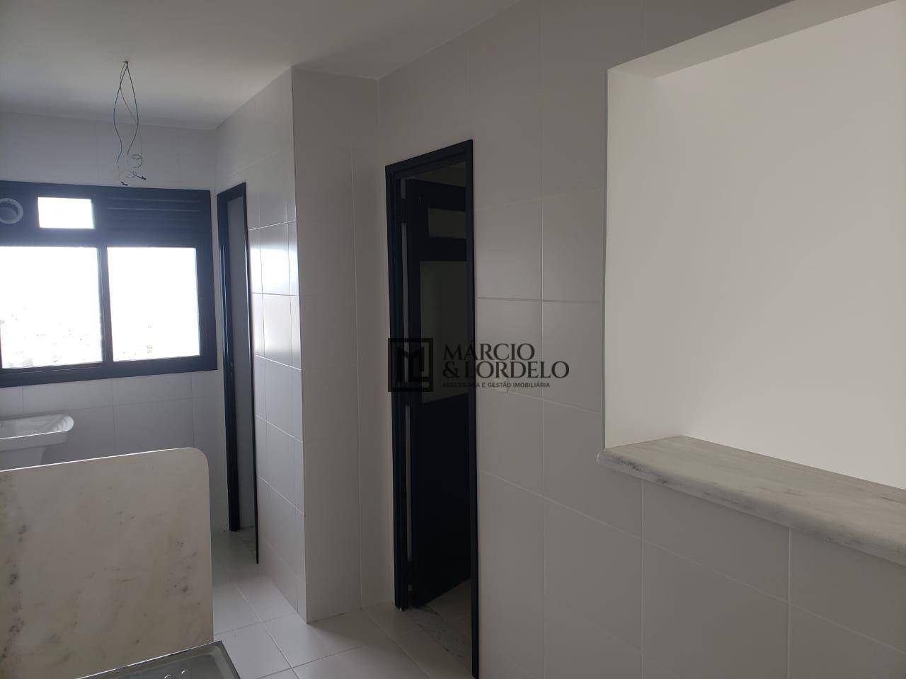 Apartamento à venda com 3 quartos, 97m² - Foto 19