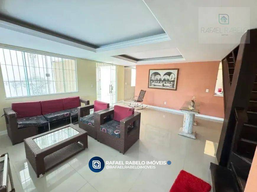 Casa à venda com 4 quartos, 200m² - Foto 10