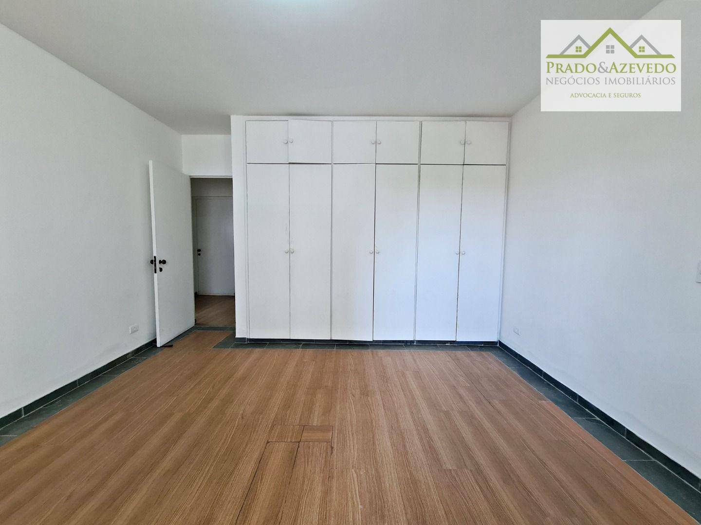 Casa à venda com 4 quartos, 248m² - Foto 17