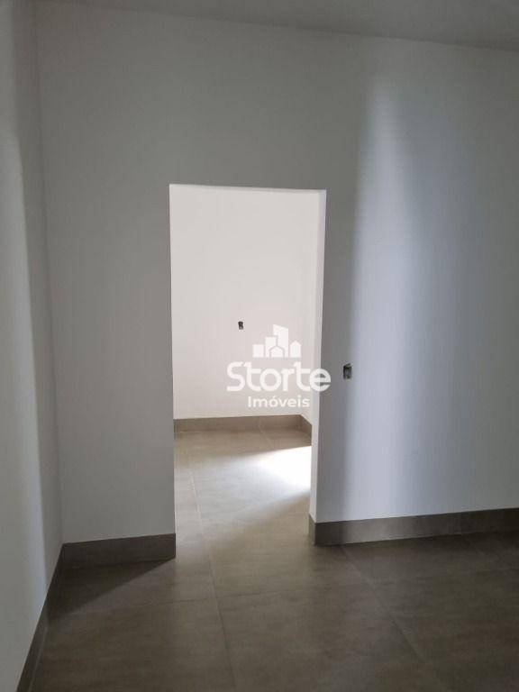 Casa à venda com 3 quartos, 134m² - Foto 10