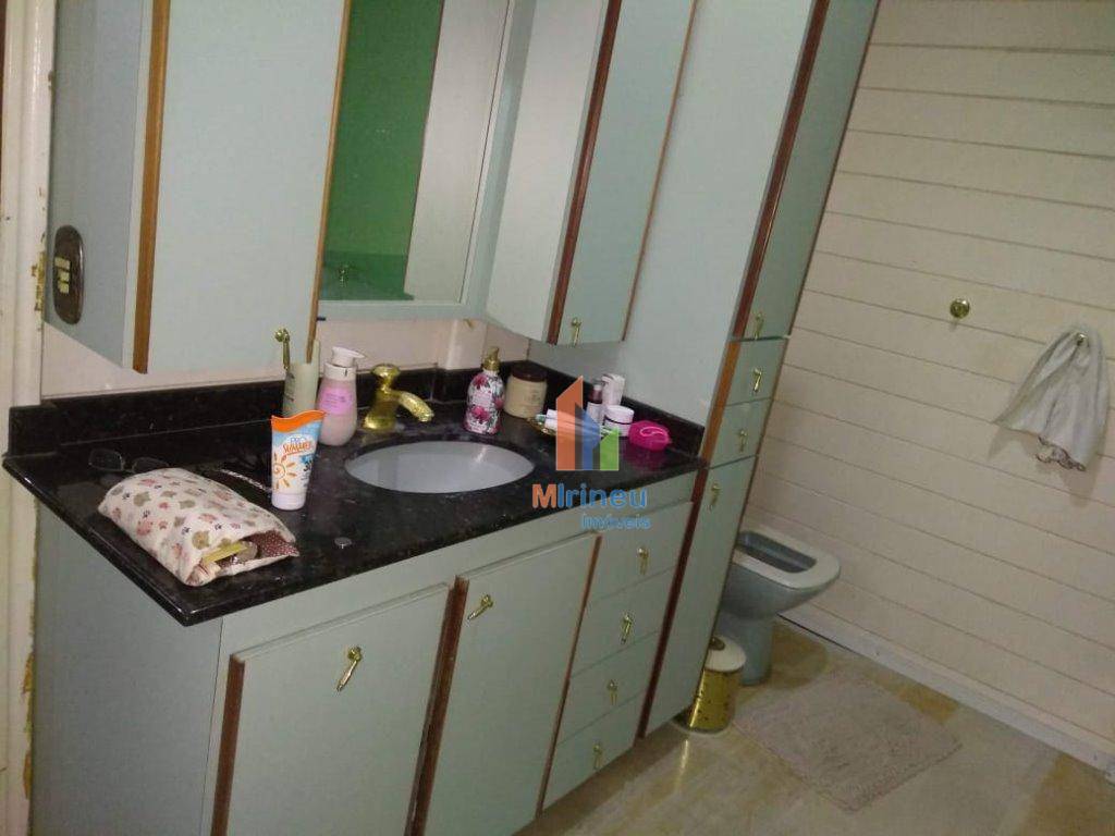 Chácara à venda com 4 quartos, 300m² - Foto 52